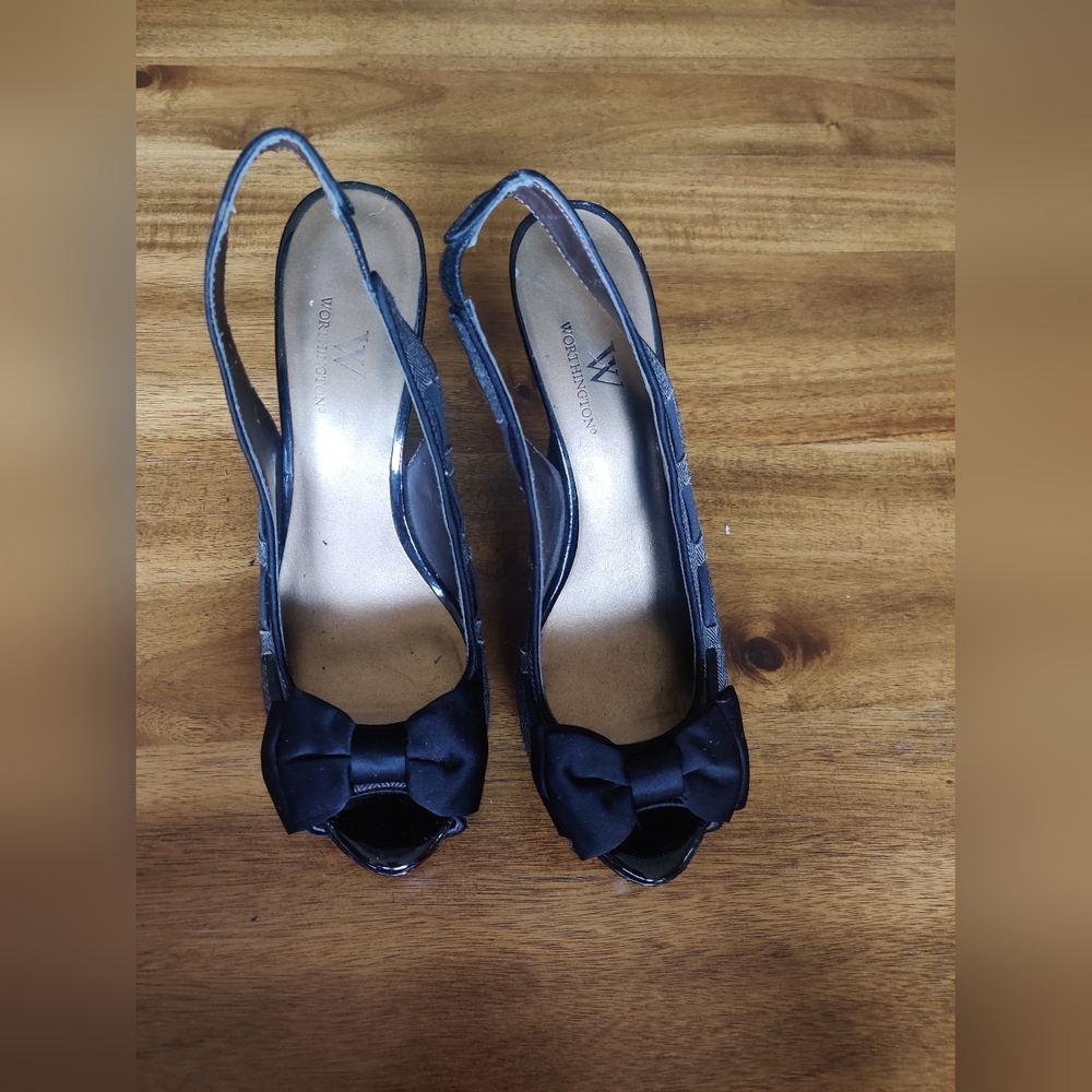 Elegant Black Slingback Heels